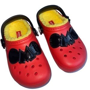 Crocs kids Size 13 Classic Lined Disney Mickey Mouse Clog sandals